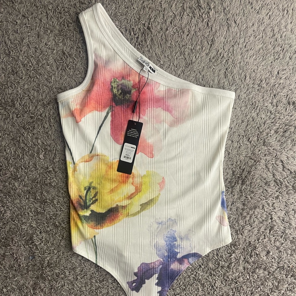 Fashion nova bodysuit